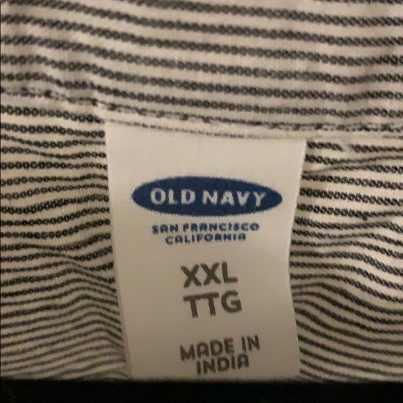 Old Navy Top - Picture 3 of 4